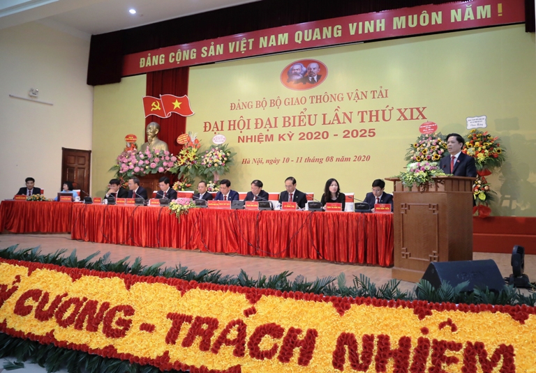 Phấn đấu hoàn thành nhiều dự án giao thông trọng điểm giai đoạn 2020-2025